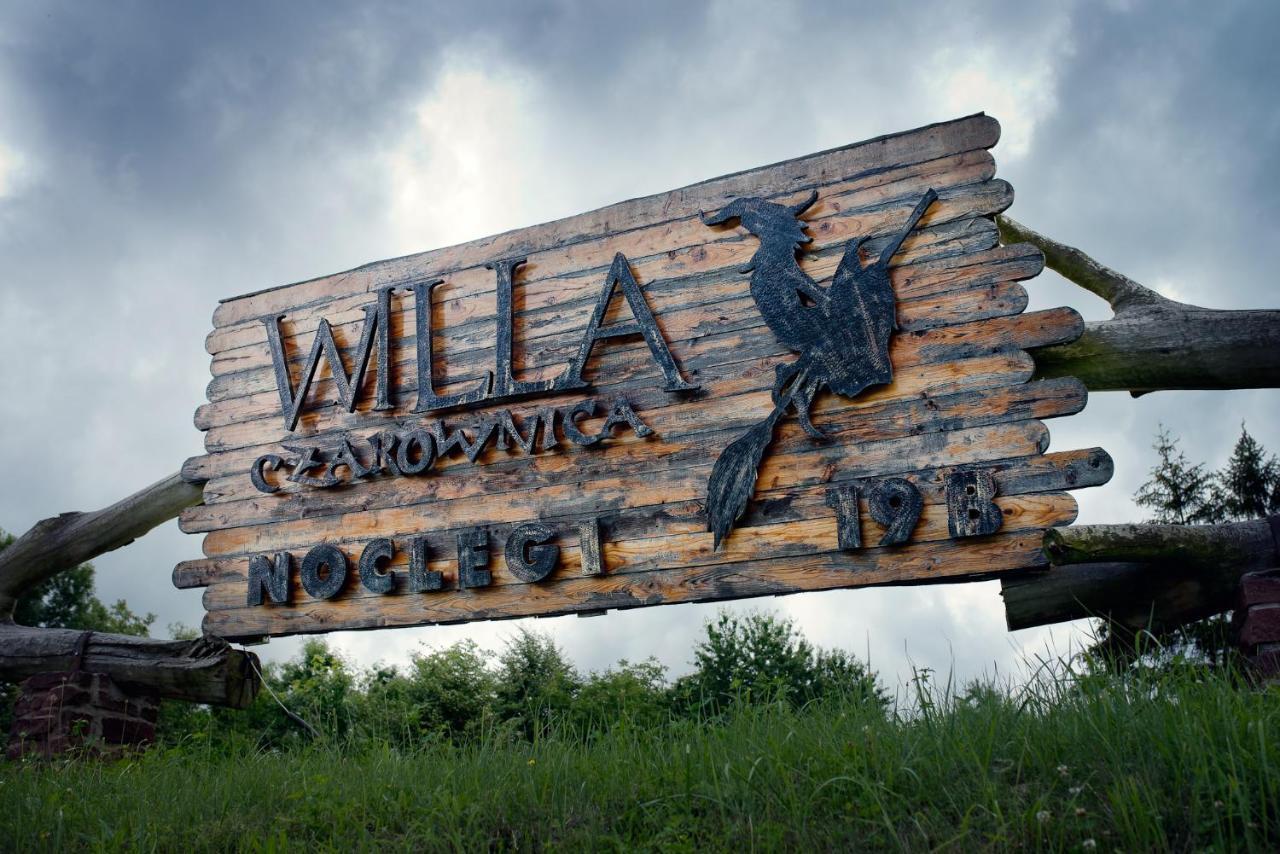 Willa Czarownica Nowa Slupia Exteriör bild